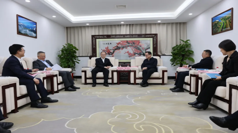 周明勤會見水利部長江水利委員會黨組書記、主任廖志偉